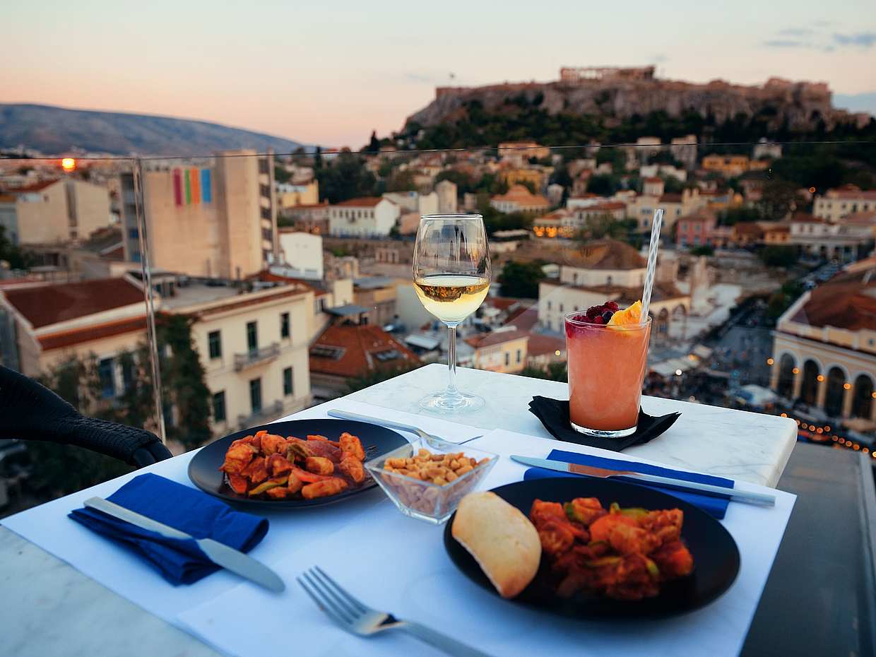 Rooftop cooking class in Athens with a view of the Acropolis